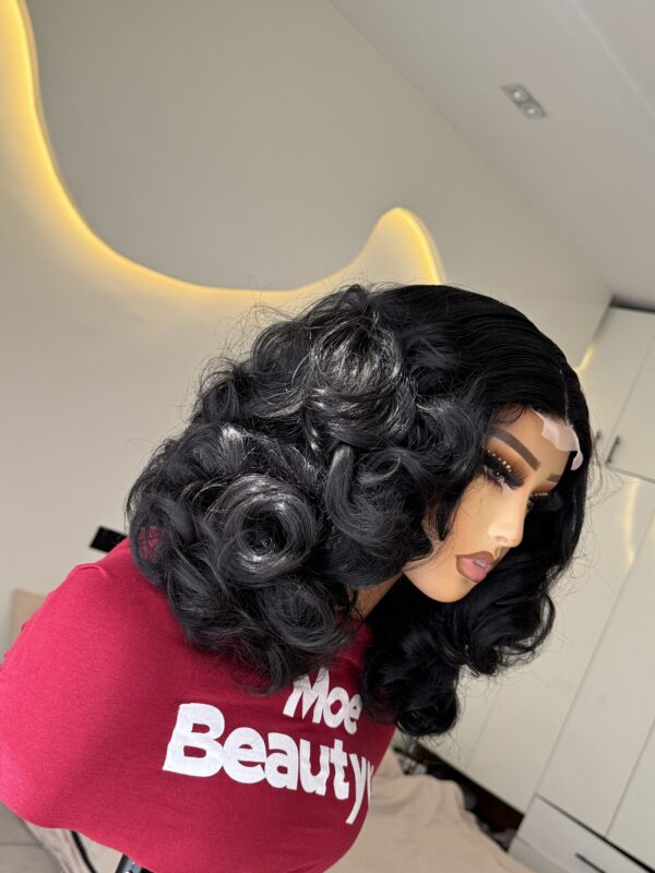 CIAs wig